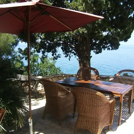 Villa Villa Dijana beach house *